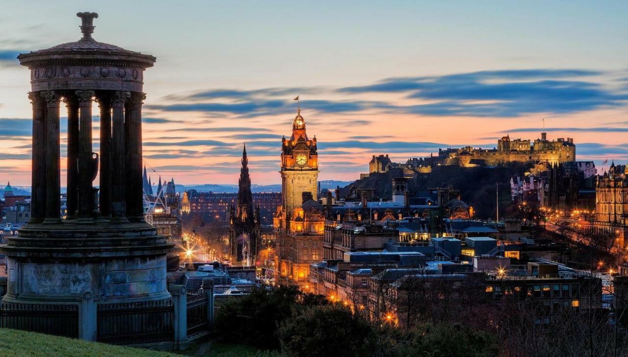 Traditional 3 Bedroom Quiet Duplex Flat By High St, Trams And Buses - Just 1-5 Miles To Centre Edinburgh Exterior photo